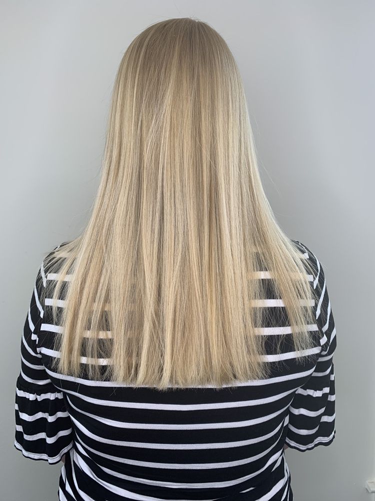 RILEY SALON 15 Reviews Hair Salons 5484 Chamblee Dunwoody Rd