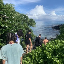 Kona Shore Divers - Checking out the waves, the intended path of shore entry, and enjoying the Pacific Ocean.
