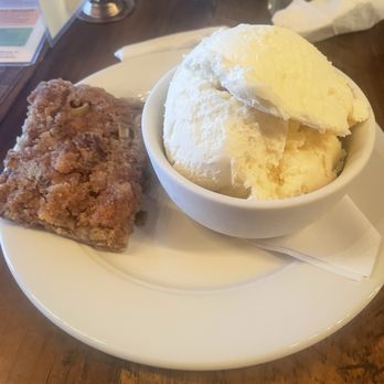 Longship Brewing - Bread pudding and ice cream - Breweries Near Me - Lawton, Michigan Longship Brewing - Bread pudding and ice cream - Breweries Near Me - Lawton, Michigan