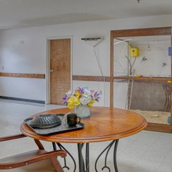 East Carolina Rehab and Wellness - Watch our bird box while you enjoy a delicious lunch. Our residents rave about the food.