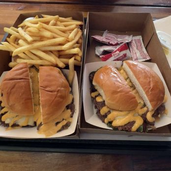 Burger 3000 - Double Oklahoma Wagyu Jalapeno Oklahoma Truffle Fries - Burgers Near Me - Chatsworth, California