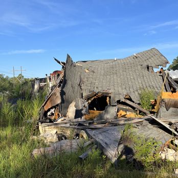 That Man - Junk Removal & Hauling Near Me - Moss Point, Mississippi That Man - Junk Removal & Hauling Near Me - Moss Point, Mississippi