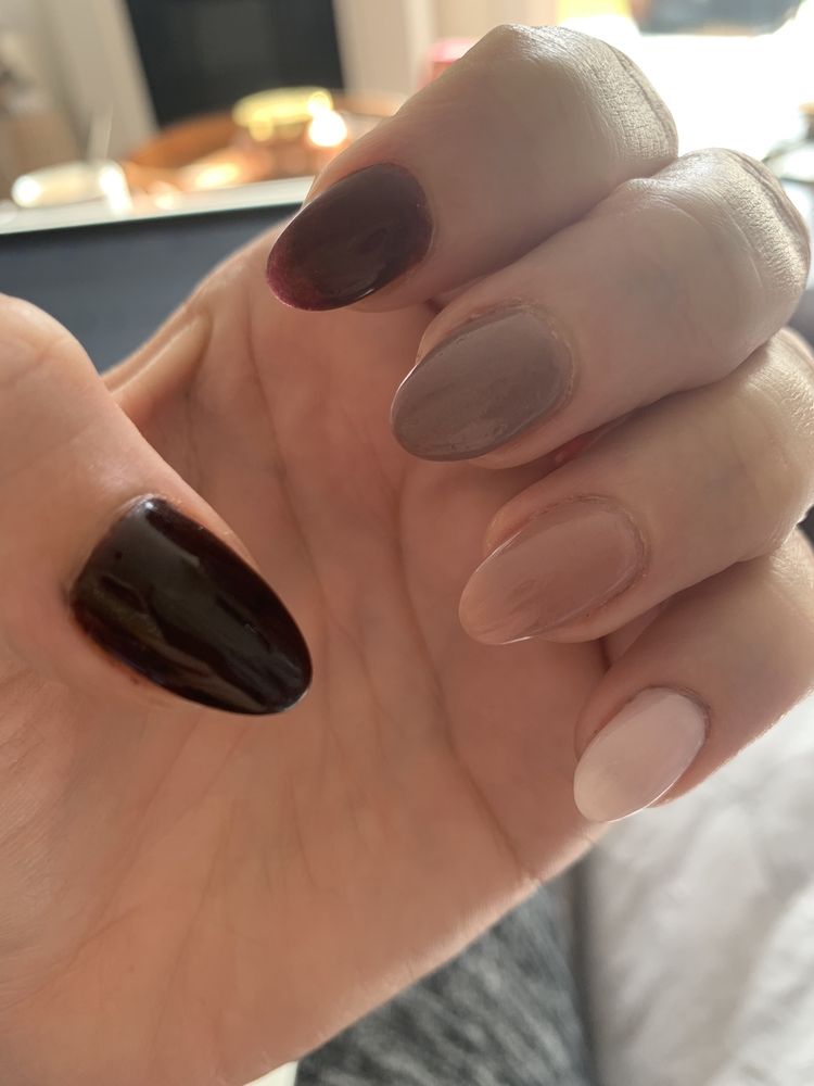 GEL NAILS Updated October 2024 14 Photos & 23 Reviews 300