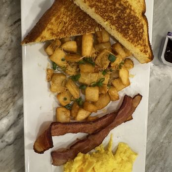 Breakfast at Ruiz - Breakfast & Brunch Near Me - Elgin, South Carolina Breakfast at Ruiz - Breakfast & Brunch Near Me - Elgin, South Carolina