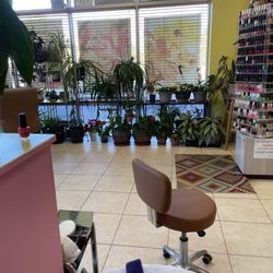 April’s Nails & Day Spa