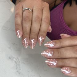 Lynn's Nails and Spa