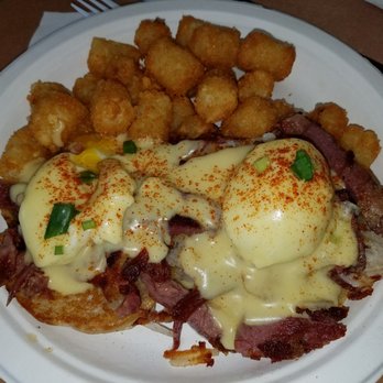 Button Up Cafe - Corned beef Benedict with tater tots. Ono! - Breakfast & Brunch Near Me - Pearl City, Hawaii Button Up Cafe - Corned beef Benedict with tater tots. Ono! - Breakfast & Brunch Near Me - Pearl City, Hawaii