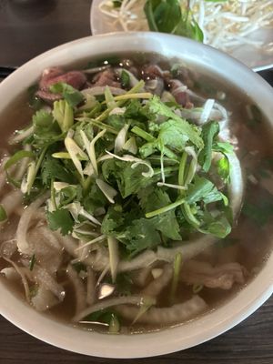 PHỞ BIG BOWL by null