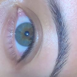 Lusa Beauty Salon - Eyebrows