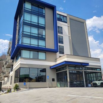 Hotel Indigo - Hotels Near Me - Gatlinburg, Tennessee Hotel Indigo - Hotels Near Me - Gatlinburg, Tennessee