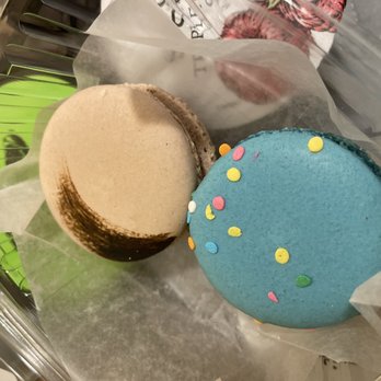 Huckleberry’s Natural Markets - Birthday cake batter & Chocolate macaroons! - Beer, Wine & Spirits Near Me - Spokane, Washington