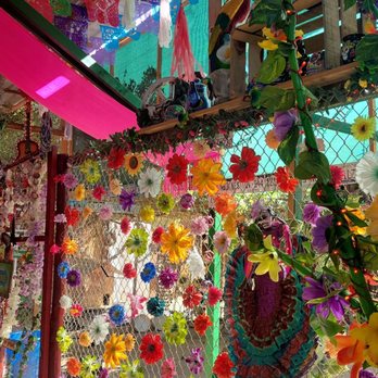 Jesses Carreta - Decor around the duck's area - Mexican Near Me - Puerto Peñasco, SON