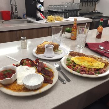 Bear Paw Cafe - Huevos rancheros , Denver omelette and vanilla cream brûlée stuffed french toast. - Coffee & Tea Near Me - St. George, Utah