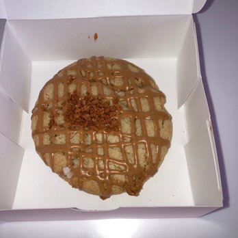 Crumbl - Marietta - Warm biscoff lava cookie - Bakeries Near Me - Marietta, Georgia Crumbl - Marietta - Warm biscoff lava cookie - Bakeries Near Me - Marietta, Georgia