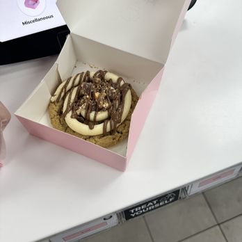 Crumbl - Oak Brook - Peanut butter featuring Snickers - Bakeries Near Me - Oak Brook Terrace, Illinois