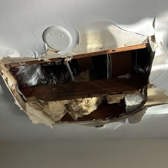 Pristine Restoration - Water damage - Damage Restoration Near Me - Los Angeles, California