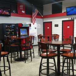 Suds Laundry - Lounge and shower area.