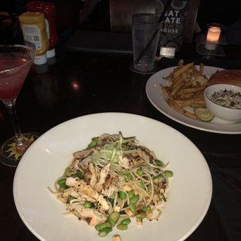 Yard House - Food is amazing. Service is amazing and super friendly. They save at a great pace for how busy it is. Always a 5 star experience. - New American Near Me - Honolulu, Hawaii Yard House - Food is amazing. Service is amazing and super friendly. They save at a great pace for how busy it is. Always a 5 star experience. - New American Near Me - Honolulu, Hawaii