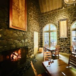 Multnomah Falls Lodge Restaurant - Interior with fireplace - so cozy!