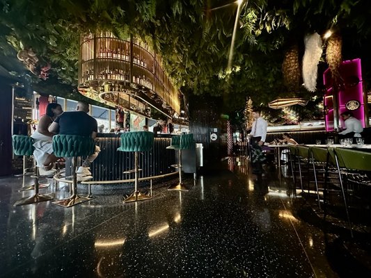 CVI.CHE 105 South Beach by null