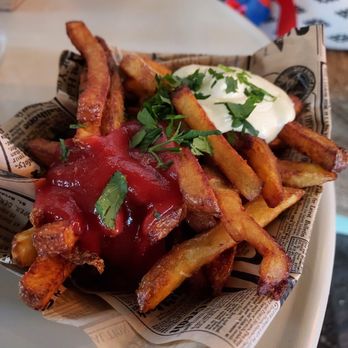 Cool Cats - Fries - Hot Dogs Near Me - Chamonix-Mont-Blanc, 74 Cool Cats - Fries - Hot Dogs Near Me - Chamonix-Mont-Blanc, 74