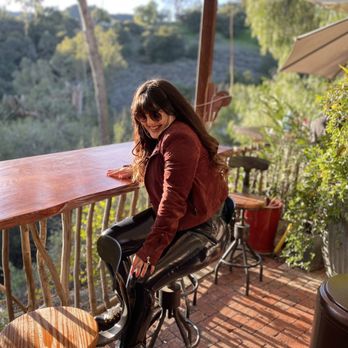 Cafe on 27 - Patio with a view - Breakfast & Brunch Near Me - Topanga, California Cafe on 27 - Patio with a view - Breakfast & Brunch Near Me - Topanga, California