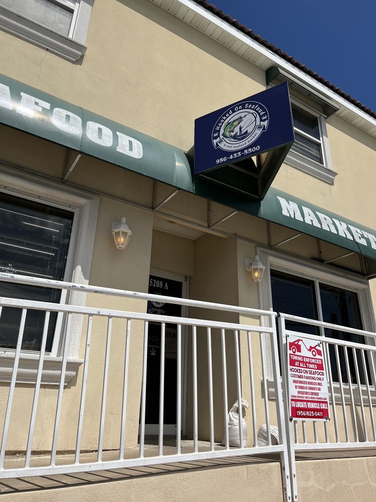 HOOKED ON SEAFOOD Updated August 2024 16 Photos & 11 Reviews 5208 Padre Blvd, South Padre