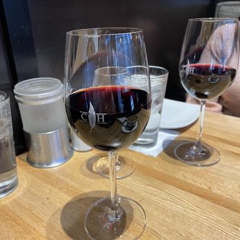 Cooper’s Hawk Winery & Restaurant - Barrel reserve - Wine Bars Near Me - Middleton, Wisconsin