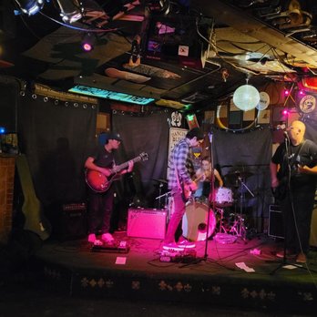 Winters Tavern - The Black Heartthrobs. - Bars Near Me - Pacifica, California