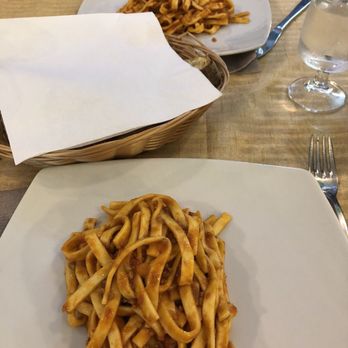 Stuzzico di Lucias - Italian Near Me - Pompei, NA