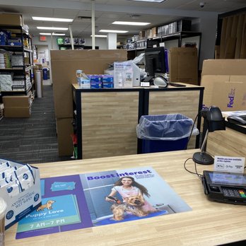 FedEx Office Print & Ship Center - Shipping Centers Near Me - Fort Lee, New Jersey