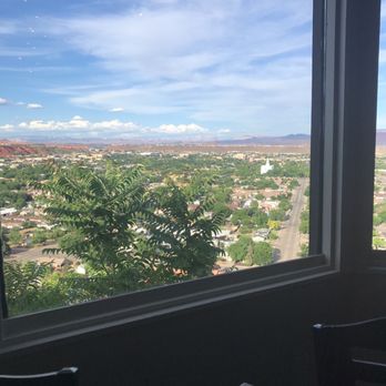 Cliffside Restaurant - American Near Me - St George, Utah