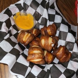 Harper's Public House - Dysart - Pretzel bites!!