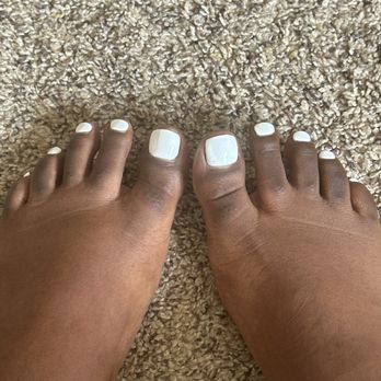 French Nails & Lashes - Gel pedicure - Waxing Near Me - Murrieta, California