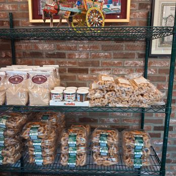 F Monteleone Bakery & Cafe - Bakeries Near Me - Brooklyn, New York F Monteleone Bakery & Cafe - Bakeries Near Me - Brooklyn, New York