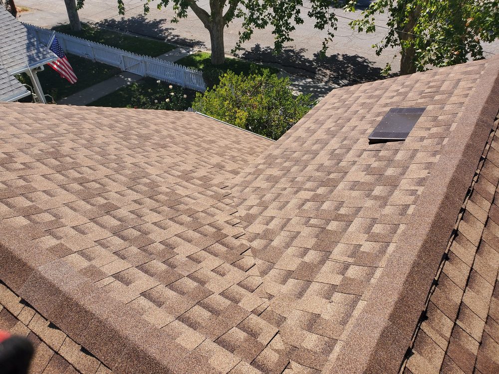 Slide of Echevarria Roofing