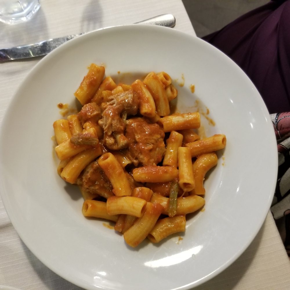 Da Romolo Alla Mole Adriana - Rigatoni al Sugo alla Coda Vaccinara (oxtail) - Pizza Near Me - Rome, RM Da Romolo Alla Mole Adriana - Rigatoni al Sugo alla Coda Vaccinara (oxtail) - Pizza Near Me - Rome, RM