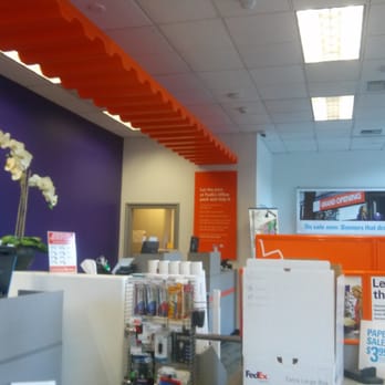 FedEx Office Ship Center - Shipping Centers Near Me - Pasadena, California