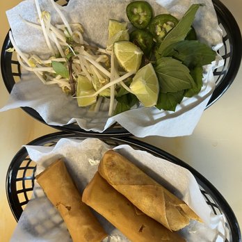 Mommy Mom - Spring roll - Noodles Near Me - Virginia Beach, Virginia Mommy Mom - Spring roll - Noodles Near Me - Virginia Beach, Virginia