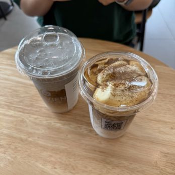 Da Vien Coffee - Sesame latte and banana latte - Coffee & Tea Near Me - Long Beach, California Da Vien Coffee - Sesame latte and banana latte - Coffee & Tea Near Me - Long Beach, California