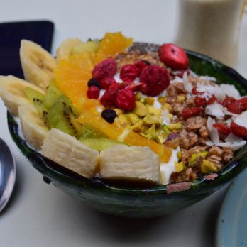 Chyl - yogurt bowl beauty - Cafes Near Me - Brussels, BRU Chyl - yogurt bowl beauty - Cafes Near Me - Brussels, BRU