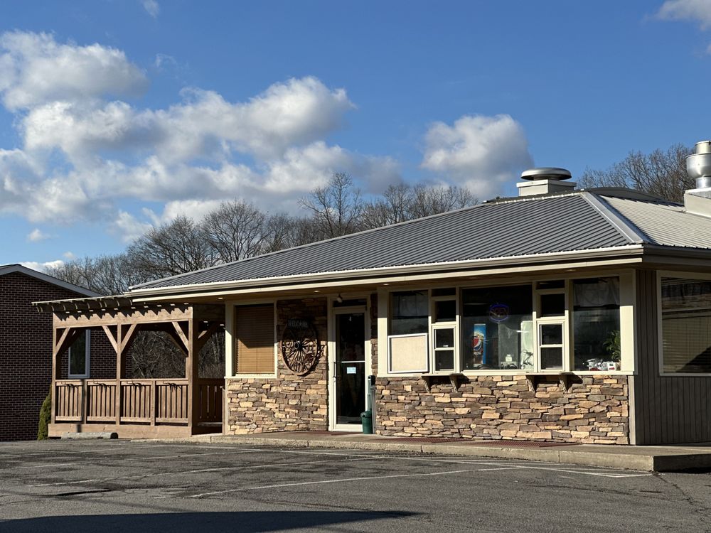 THE 522 GRILL Updated August 2024 23179 Great Cove Rd