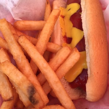 Parkside Gyros - Hot dog con papas - American Near Me - Chicago, Illinois Parkside Gyros - Hot dog con papas - American Near Me - Chicago, Illinois