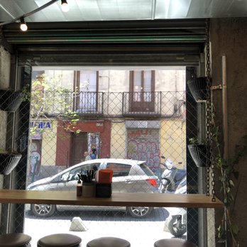 Buns & Bones - Delis Near Me - Madrid, M