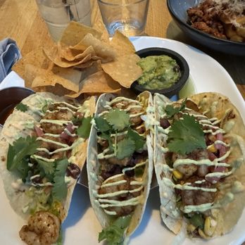 Moxies - Blackened Shrimp Tacos - New American Near Me - Fort Lauderdale, Florida