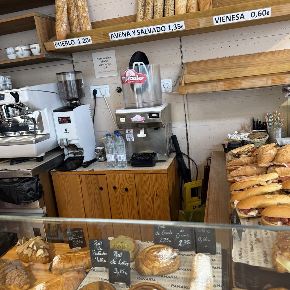 Panaria - Cafeteria Near Me - Valencia, V Panaria - Cafeteria Near Me - Valencia, V