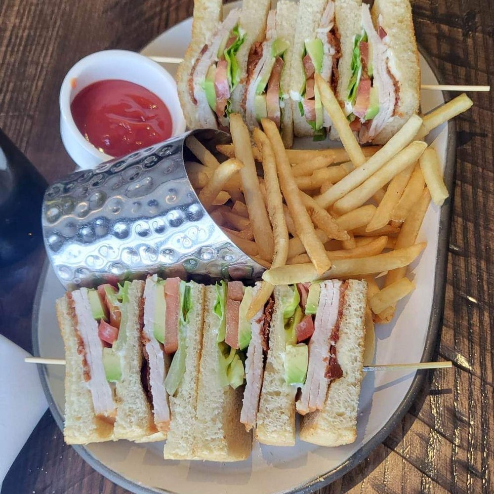 Powder - Lunch: Turkey Club Sandwich - New American Near Me - Park City, Utah Powder - Lunch: Turkey Club Sandwich - New American Near Me - Park City, Utah