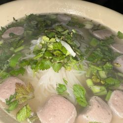 Bangkok Noy Thai Grocery Store - Beef pho