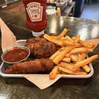 Wynkoop Brewing - Chicken fingers and fries - Pool Halls Near Me - Denver, Colorado Wynkoop Brewing - Chicken fingers and fries - Pool Halls Near Me - Denver, Colorado