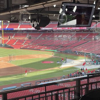 Busch Stadium - Field - Stadiums & Arenas Near Me - Saint Louis, Missouri
